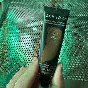 Sephora matte perfection foundation 64 cafe 1.01 oz new